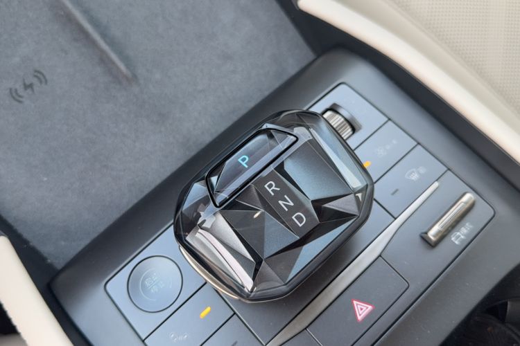 Used BYD Qin L 2024 DM-i 120KM Excellence Model
