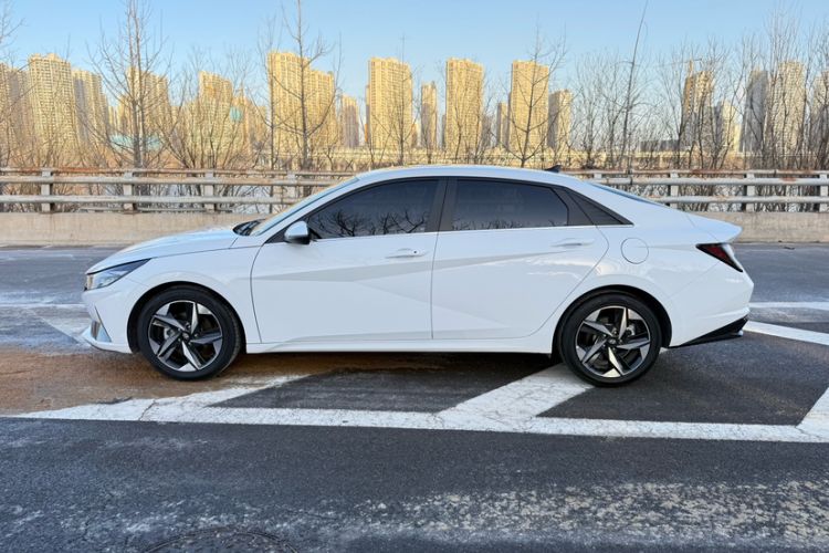 Used Hyundai Elantra 2022 1.5L CVT GLX Elite Edition
