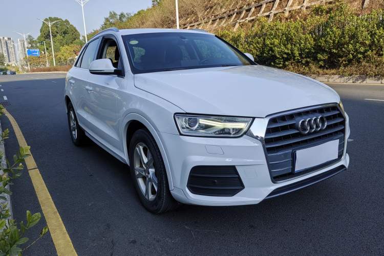 Used Audi Q3 2017 30 TFSI Fashion Model

