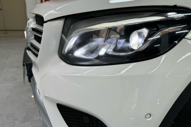 Used Mercedes-Benz GLC 2016 GLC 260 4MATIC Luxury Model