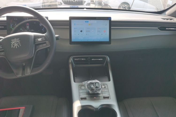 Used BYD Qin PLUS 2025 DM-i Smart Drive 55KM Leading Model
