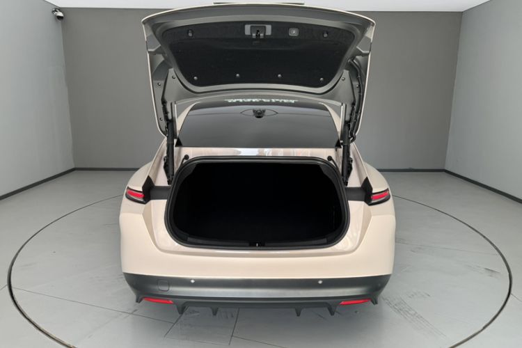 Used Nio ET5 2024 75 kWh
