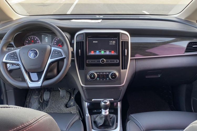 Used BYD Song MAX 2017 1.5T Manual Smart Connect Luxury 7-Seater