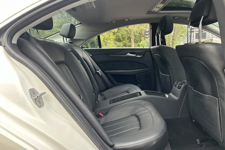 Used Mercedes-Benz CLS 2012 CLS 300 CGI