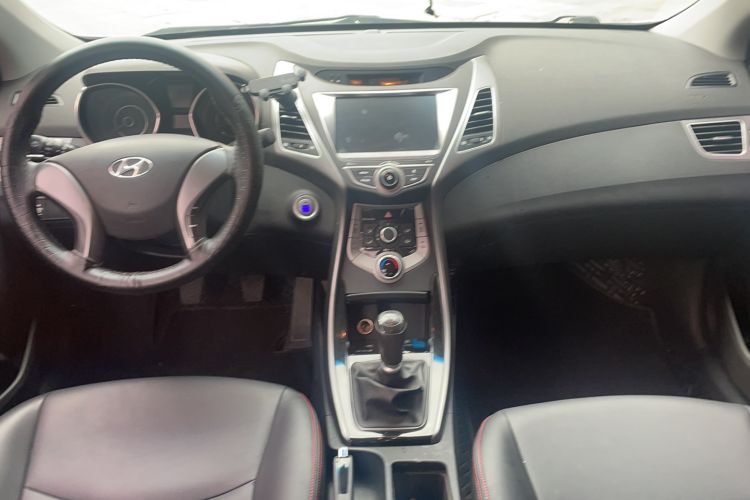 Used Hyundai Elantra 2016 1.6L Manual Prestige Edition
