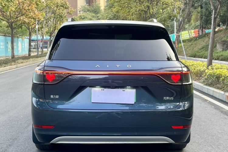 Used Hima AITO M9 2024 Range-Extended Ultra Version 52 kWh 6-Seater Model
