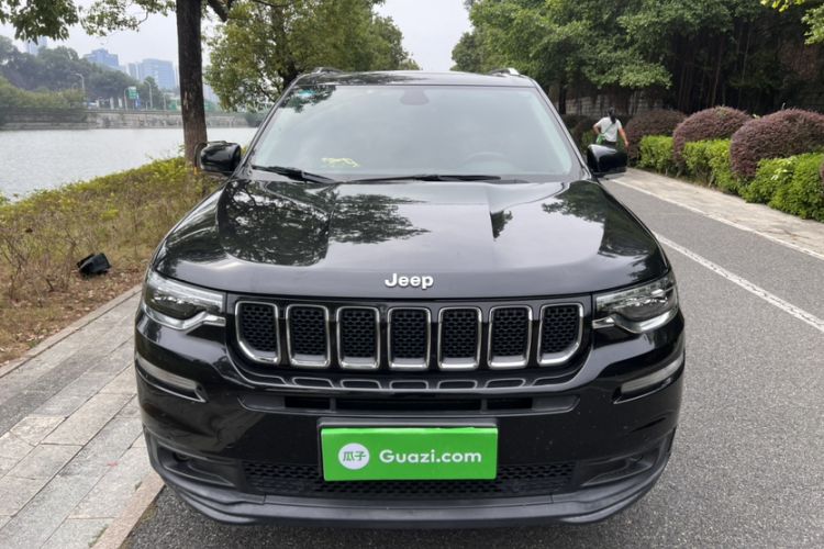 Used  Commander 2018 2.0T Two-Wheel Drive Enjoyment Version China VI Emission Standard