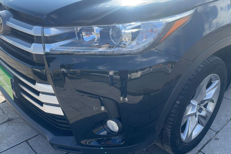 Used Toyota Highlander 2018 2.0T Four-Wheel Drive Luxury Version 7 Seats China VI Standard
