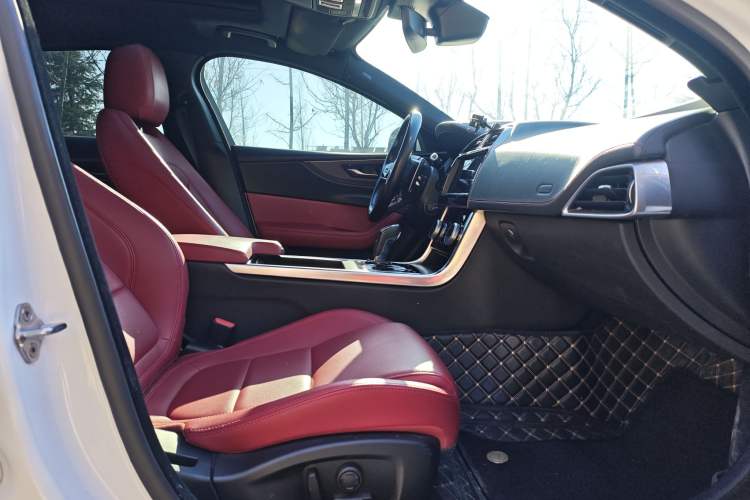 Used Jaguar XEL 2020 2.0T 200 PS R-DYNAMIC S Advanced Sport Edition
