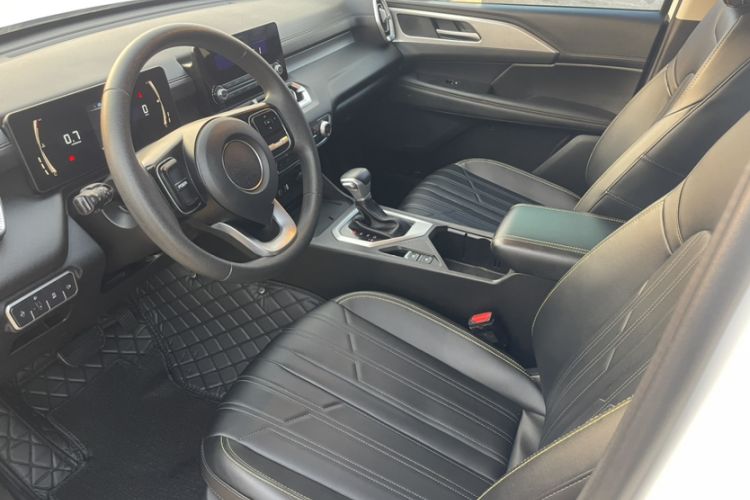 Used Great Wall King Kong Poer 2023 2.0T Automatic Diesel Two-Wheel-Drive Elite Version Flatbed GW4D20M
