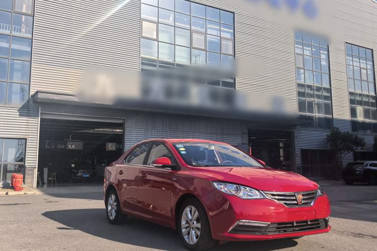 Used Roewe 360 2015 1.5L manual luxury edition
