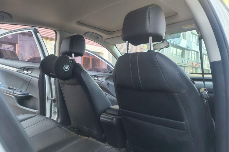 Used Honda Civic 2016 220TURBO CVT Prestige Edition
