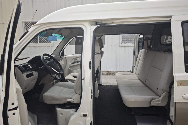 Used Jinbei New Hiace X30L 2021 1.5L Wealth Van Non-Air-Conditioned Version China VI Standard SWC15M