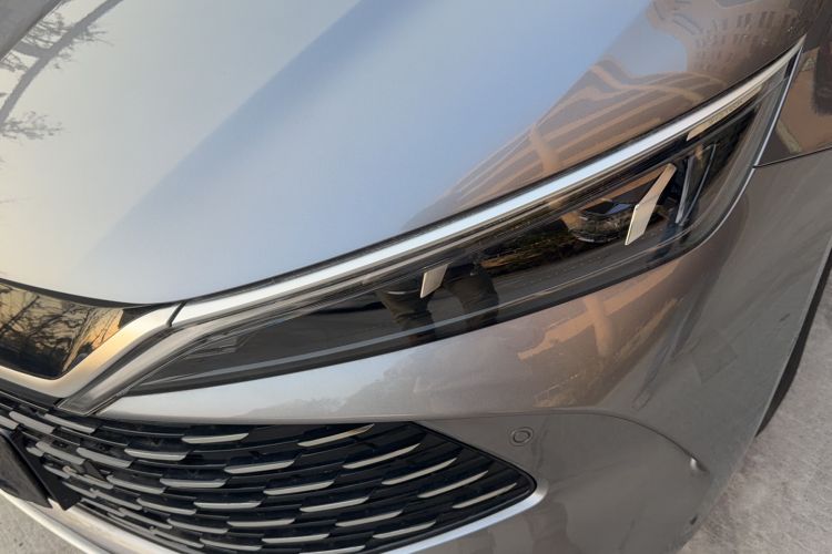 Used BYD Qin L 2025 DM-i Smart Drive 80KM Leading Model
