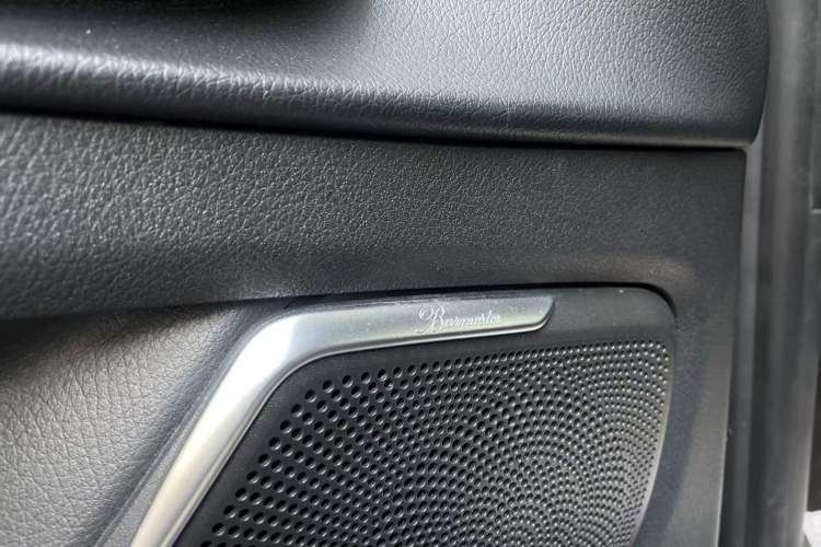 Used Mercedes-Benz V-Class 2017 V 260 L Prestige Extended Edition
