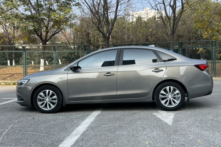 Used Buick GT 2019 18T Automatic Connected Flagship Version China V Standard
