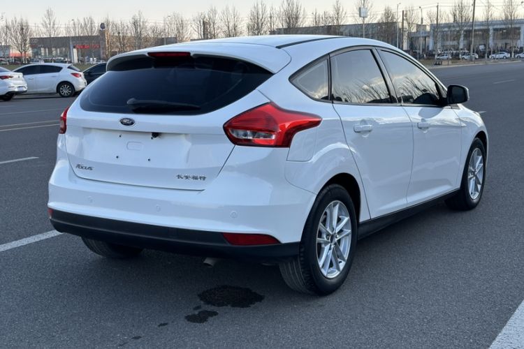 Used Ford Focus 2015 Hatchback 1.6L Automatic Fashion Edition