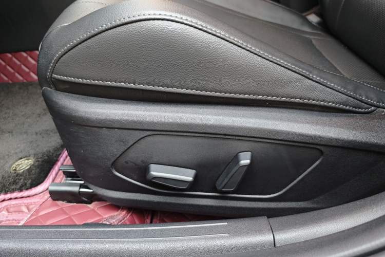 Used Hyundai Elantra 2022 1.5L CVT LUX Prestige Edition
