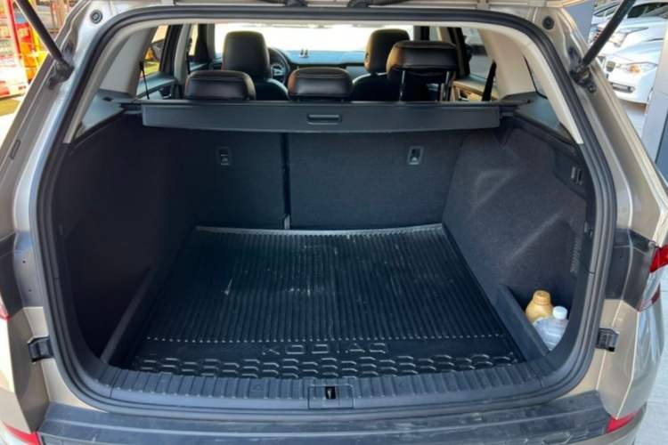 Used Skoda Kodiaq 2019 Restyled TSI330 5-Seater Two-Wheel Drive Standard Version China VI
