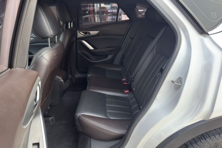 Used Mazda CX-4 2018 2.5L Automatic 4x4 Bluelight Fearless Edition China V Standard
