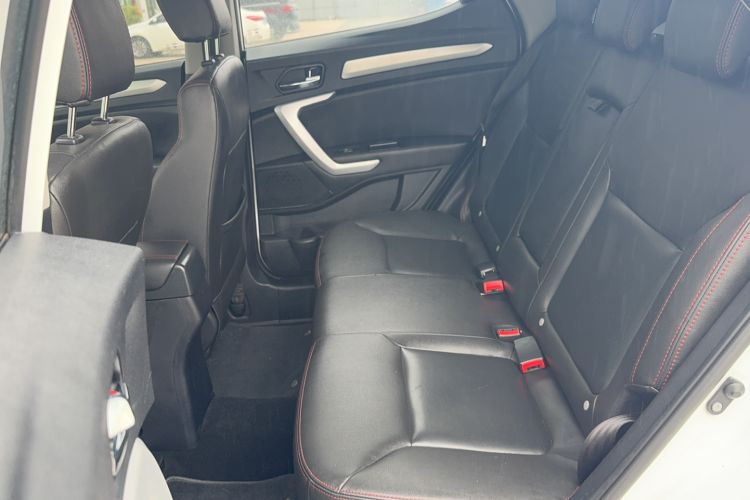 Used  Refine S3 2016 1.5L Manual Luxury Smart Version
