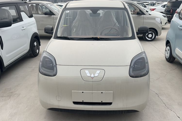 Used Wuling Hongguang MINIEV 2025 Four-Door Version Advanced Edition
