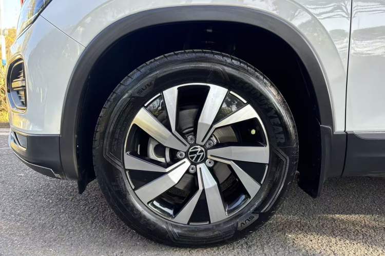 Used Volkswagen Tayron 2021 330TSI Two-Wheel-Drive 3rd Anniversary Limited Edition
