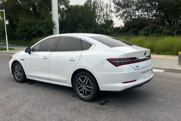 Used BYD Qin Pro New Energy 2019 EV Super Edition High-Power Long-Range Smart-Connected Cutting-Edge Model
