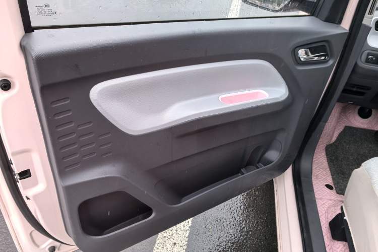 Used Wuling Hongguang MINIEV 2021 Macaron Premium Model – Lithium Iron Phosphate
