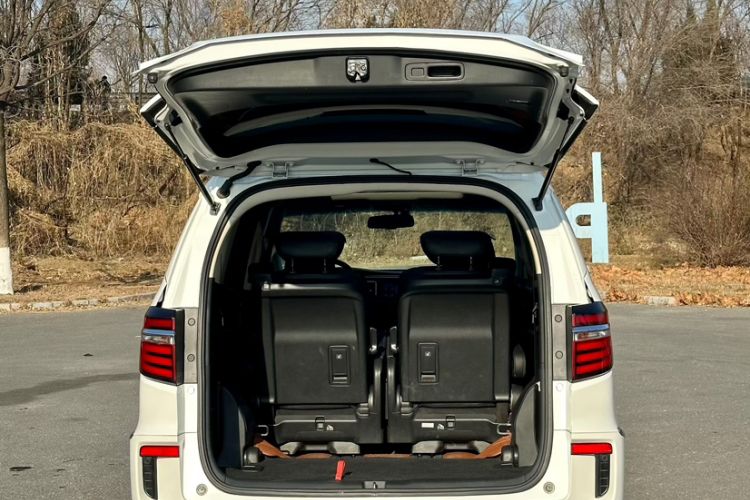 Used Honda Elysion 2016 2.4L Luxury Edition
