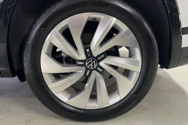 Used Volkswagen Tayron X 2020 330TSI Two-Wheel Drive Luxury Smart Connectivity Version
