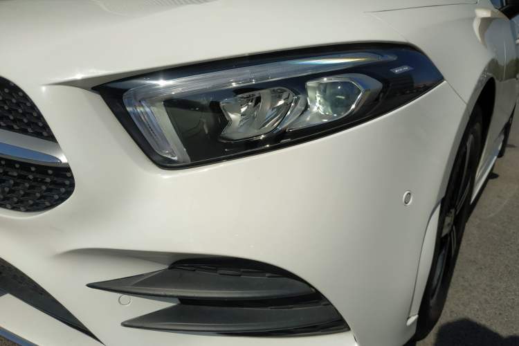 Used Mercedes-Benz A-Class 2022 Revised Version A 200 L Sport Sedan Fashionable Style