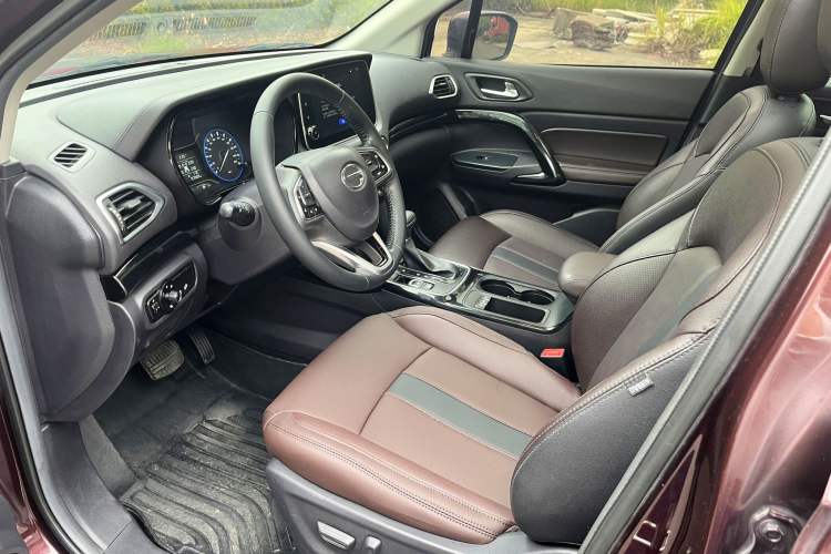 Used GAC Trumpchi GS4 2018 235T Automatic Two-Wheel Drive Luxury Smart Connectivity Version
