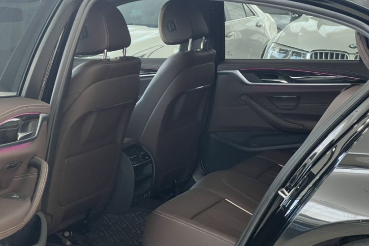 Used BMW 5 Series 2022 Restyled 525Li M Sport Package
