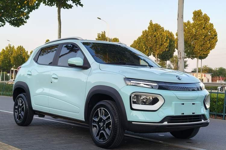 Used Dongfeng NAMMI BOX 2022 Chasing Wind Edition 331 km Standard Model
