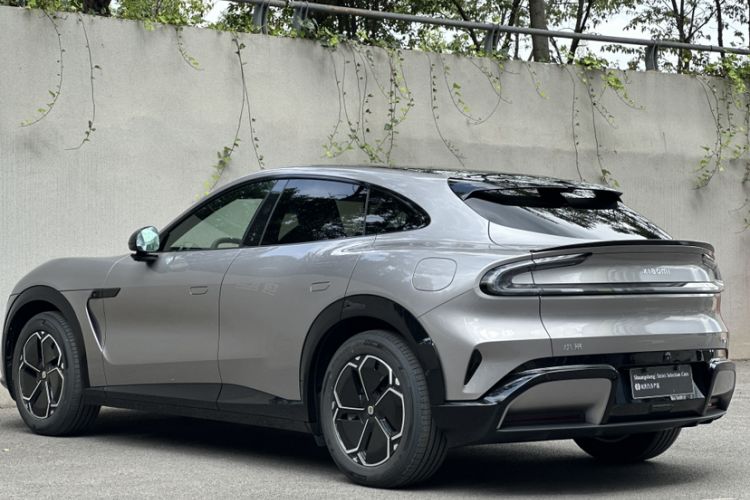 Used  YU7 2025 Ultra-Long Range Rear-Wheel Drive Version
