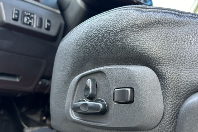 Used Mitsubishi Pajero 2018 V87 3.8L 3-Door GLS U.S.-Spec Model