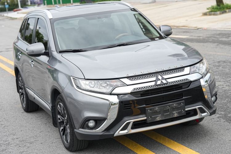 Used Mitsubishi Outlander 2020 2.0L Two-Wheel Drive Enjoyment Version 5 Seats
