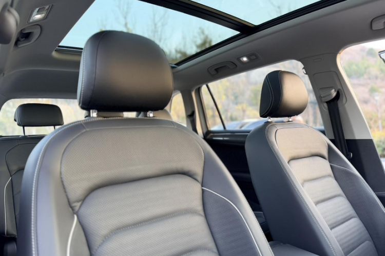 Used Volkswagen Tiguan L 2021 330TSI Automatic Two-Wheel Drive R-Line Flagship Edition
