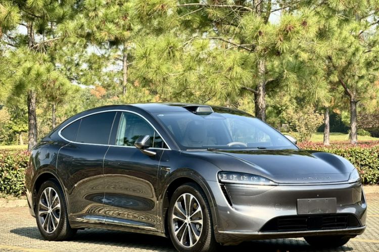 Used Hima Luxeed R7 2025 Range-Extended Version 251 km Max
