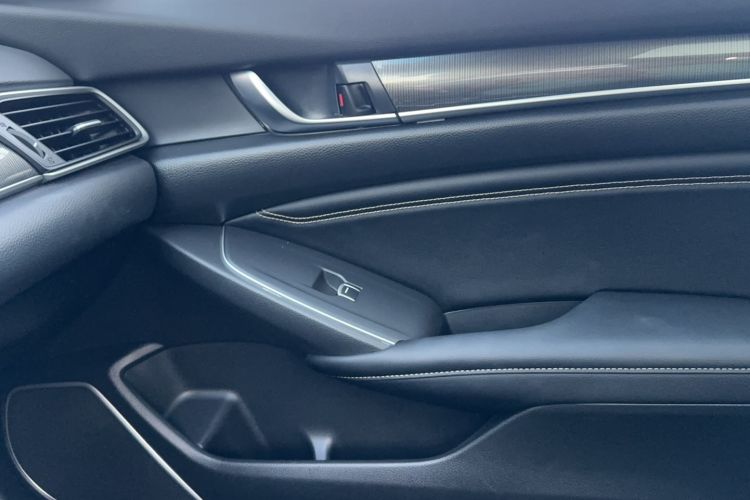 Used Honda Accord 2022 260TURBO Phantom Night · Prestige Edition
