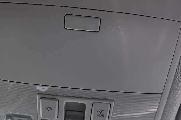 Used Volkswagen Lamando 2017 230TSI DSG Fashion Edition
