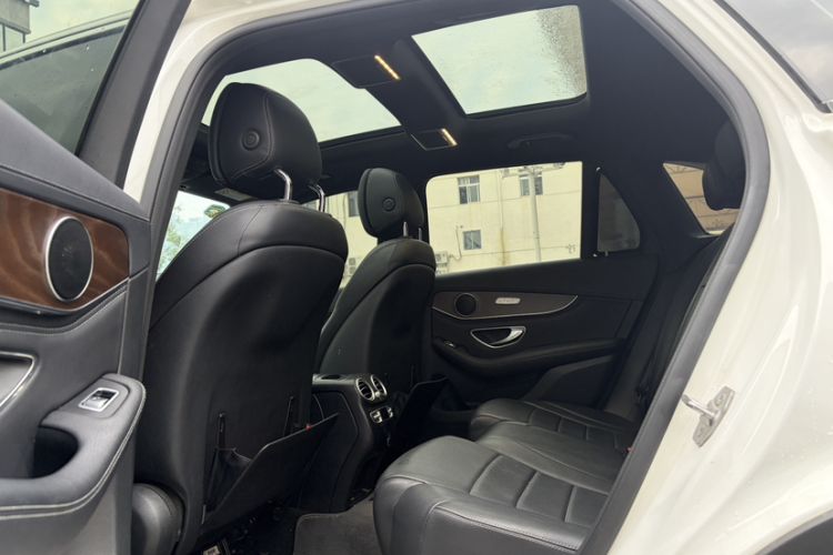 Used Mercedes-Benz GLC 2020 Facelift GLC 300 L 4MATIC Dynamic Edition
