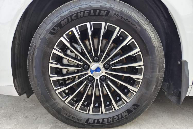 Used Denza D9 2022 DM-i 970 Four-Wheel Drive Prestige Model