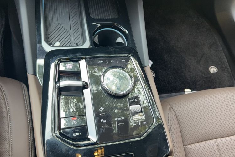 Used BMW 5 Series 2024 525Li Luxury Package
