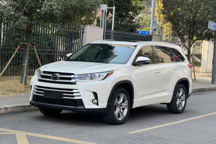 Used Toyota Highlander 2018 2.0T Four-Wheel Drive Luxury Version 7 Seats China VI Standard