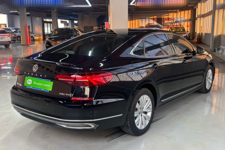 Used Volkswagen Passat 2019 330TSI Elite Edition China VI
