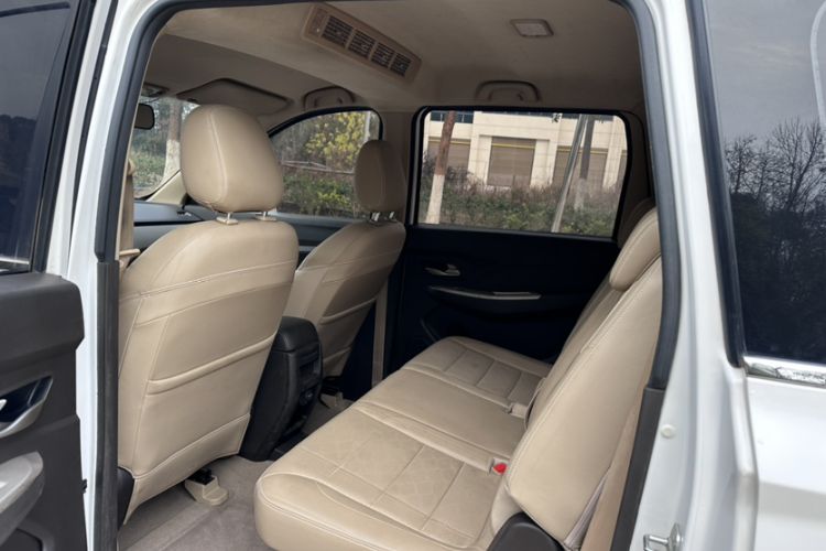 Used Wuling Hongguang 2019 1.5L S Comfort Edition China VI LAR