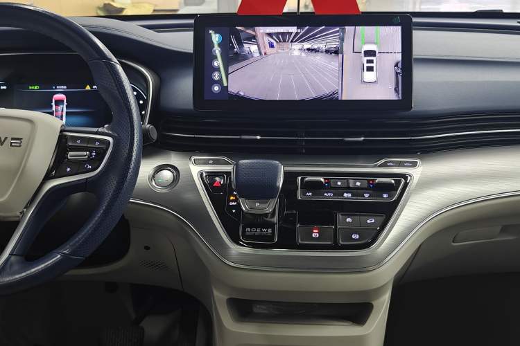 Used Roewe iMAX8 2022 400TGI Celebration Edition
