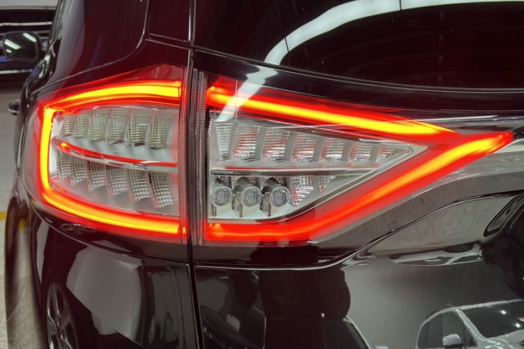 Used Ford Edge 2015 2.0T GTDi Four-Wheel Drive Prestige Model
